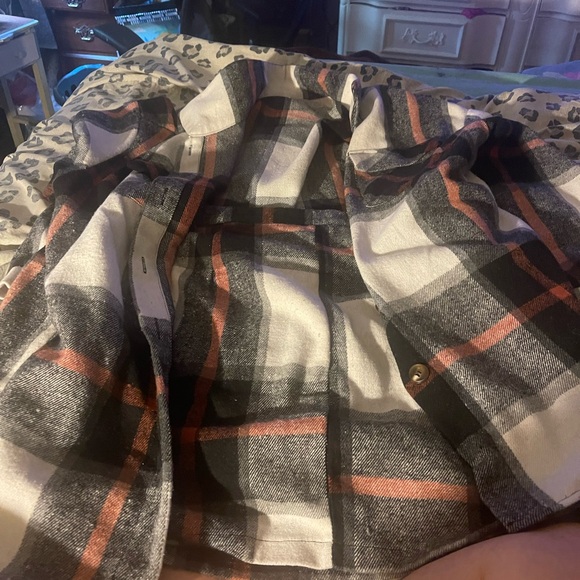 SHEIN Black and Cream Pleated Mini Skirt Casual A-Line - Picture 2 of 5